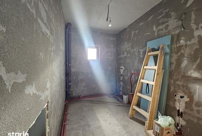 Casă cu 5 camere cu Teren 783 Mp în Feleacu