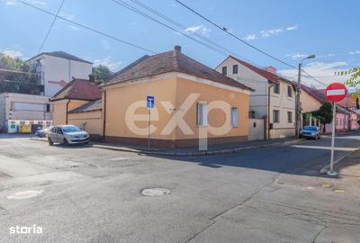 Casă cu 3 camere în Cantemir