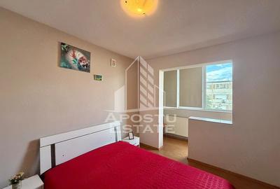 Apartament cu 3 camere semidecomandat în Cetății