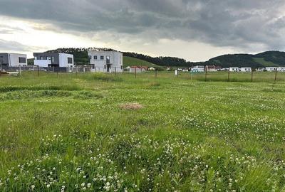 Teren de 620 mp, în Sânpetru - 2