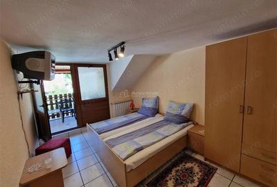 Casă cu 7 camere cu Teren 720 Mp în Vest - 2