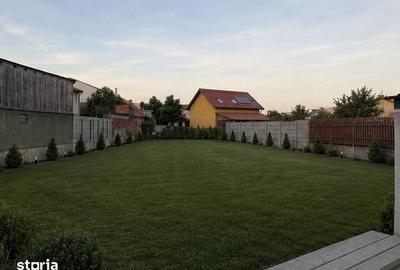 Teren de 1000 mp, în Iosia