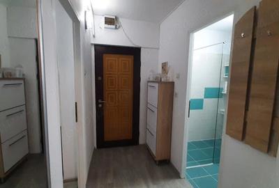 Garsonieră decomandată în Central - 9