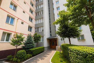 Apartament cu 2 camere semidecomandat, mobilat în Tractorul - 12