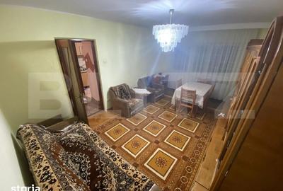 Apartament cu 3 camere decomandat în George Enescu