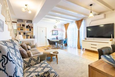 Casă individuală cu 8 camere cu Teren 695 Mp în Tunari - 1