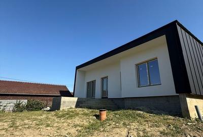 Casă cu 3 camere cu Teren 400 Mp în Corunca - 13