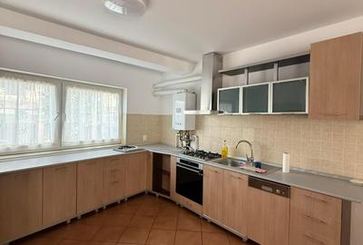Casă cu 4 camere cu Teren 256 Mp în Bună Ziua - 3