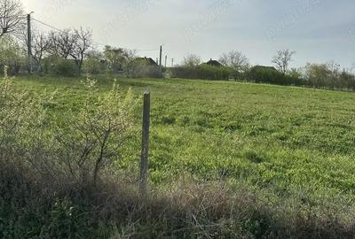Teren de 28 mp, în Tătărești - 3