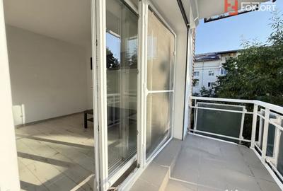 Apartament cu 3 camere decomandat în Girocului