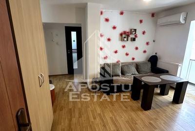 Apartament cu 3 camere decomandat în Girocului