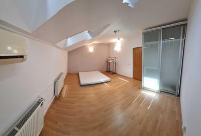 Casă cu 4 camere în Central - 4
