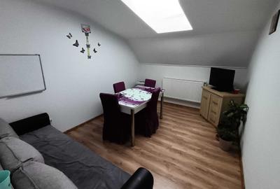 Apartament cu 2 camere decomandat în Ștefănești