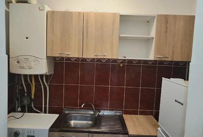 Apartament cu 2 camere nedecomandat în Central - 3