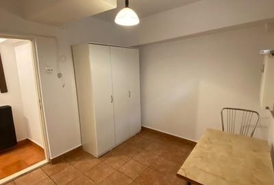 Garsonieră semidecomandată în Romană - 3
