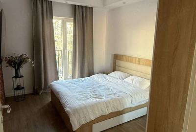 Apartament cu 2 camere decomandat în Ștefăneștii de Jos - 3