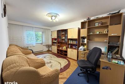 Apartament cu 3 camere decomandat în Nicolina - 1