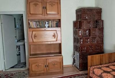 Casă cu 4 camere cu Teren 750 Mp în Chercea - 4