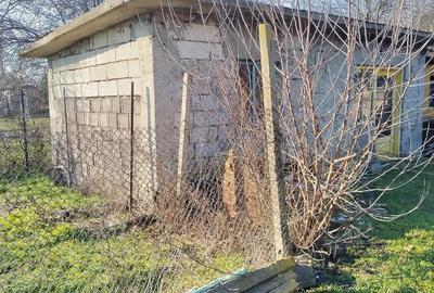 Casă cu 5 camere cu Teren 2000 Mp în Greaca