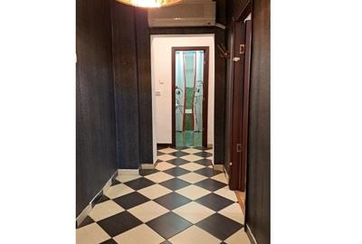 Apartament cu 3 camere în Decebal - 5