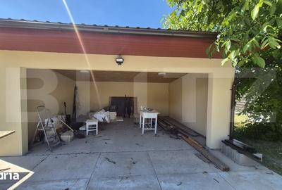 Casă cu 3 camere cu Teren 3286 Mp în Central - 1