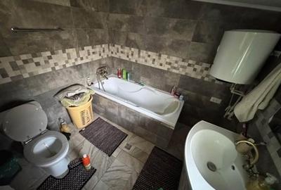 Casă cu 3 camere cu Teren 1000 Mp în Central - 4