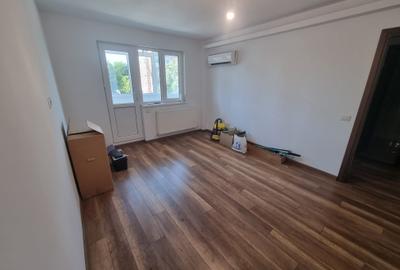 Apartament cu 3 camere semidecomandat în Tătărași - 3
