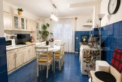 Apartament cu 3 camere decomandat în Central - 3