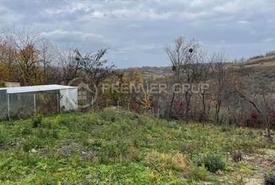 Teren Construcții intravilan de 477 mp, în Aroneanu - 8