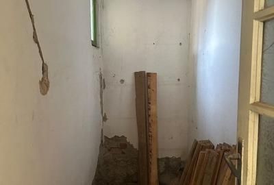 Casă cu 3 camere cu Teren 250 Mp în Câmpina