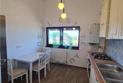 Apartament cu 2 camere decomandat, mobilat în Sânpetru
