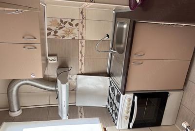 Garsonieră semidecomandată în Titan
