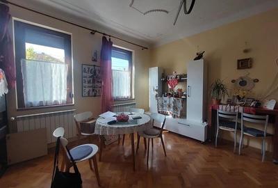 Casă individuală cu 5 camere cu Canalizare în Aurel Vlaicu - 1