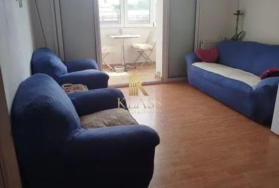 Apartament cu 4 camere semidecomandat în Băneasa