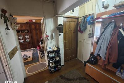 Apartament cu 2 camere decomandat în Depozitelor - 7