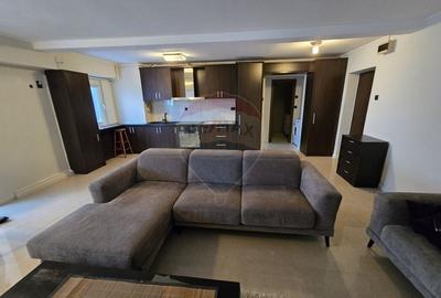 Apartament cu 2 camere decomandat, mobilat în Faleza Nord