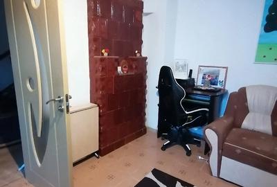 Casă cu 4 camere cu Teren 170 Mp în Central