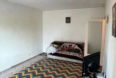 Garsonieră decomandată în Traian - 3