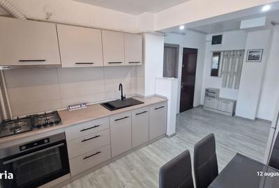 Apartament cu 2 camere decomandat în Exterior Vest