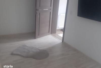 Casă cu 4 camere în Breazu - 15
