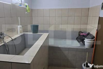 Casă cu 6 camere cu Teren 444 Mp în Nord - 1