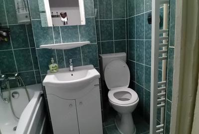 Apartament cu 3 camere semidecomandat în Șagului