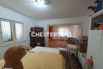 Casă cu 4 camere în Brătianu