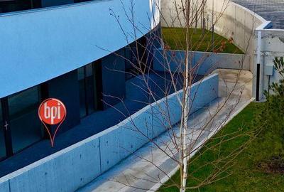 Spațiu comercial, de 40 mp, în Universității - 13