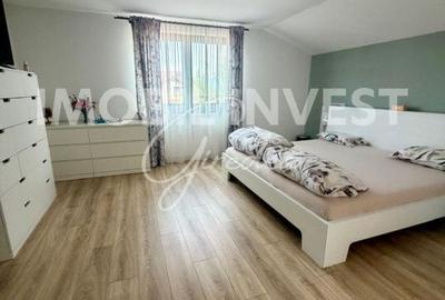 Casă cu 4 camere cu Teren 490 Mp în Cetate - 1