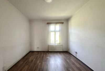 Casă cu 4 camere cu Teren 1500 Mp în Crețuleasca - 5