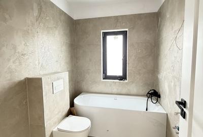 Casă cu 4 camere cu Teren 350 Mp în Clinceni