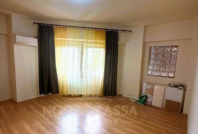 Apartament cu 2 camere decomandat în Tomis II