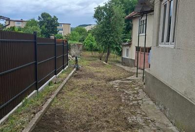 Casă cu 3 camere în Central