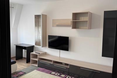 Apartament cu 3 camere decomandat în Girocului - 2